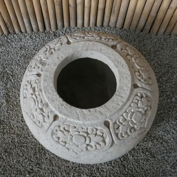 Product image 2 of the product “Balinese style flat round pot, with carving - 70cm Dia., 45 cm Height, Taro sand ”